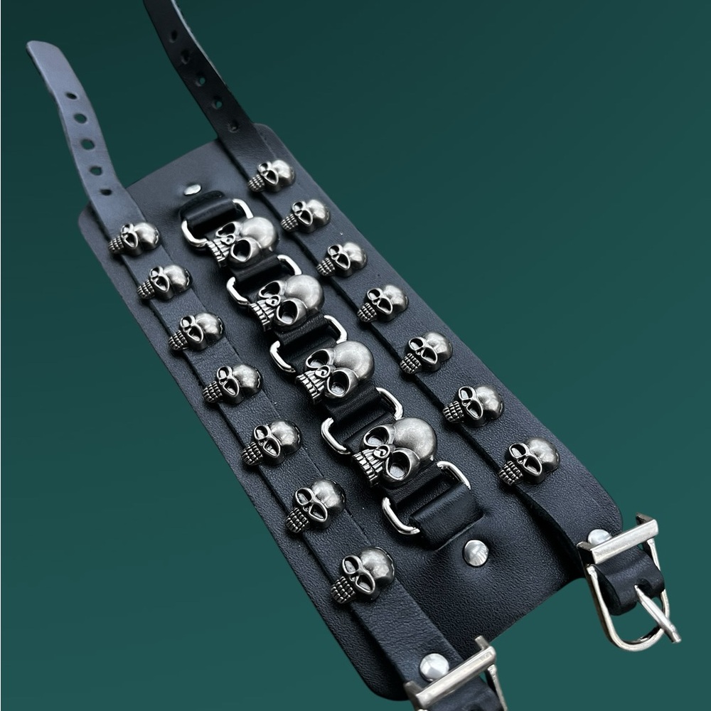 Men's Black Leather Skull Bracelet